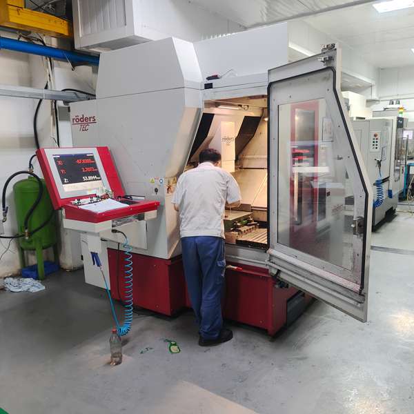 plastic mould manufacturers in china